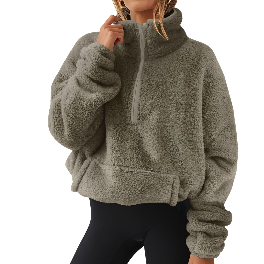 Agasalho feminino com meio fecho, pulôver quente de inverno, combinando estilo e praticidade no frio.