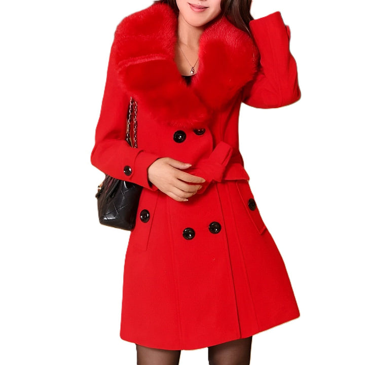 Casaco feminino de inverno. Tendência para moda mulher, agasalho elegante e sofisticado. Ideal para estilo e proteção frio.