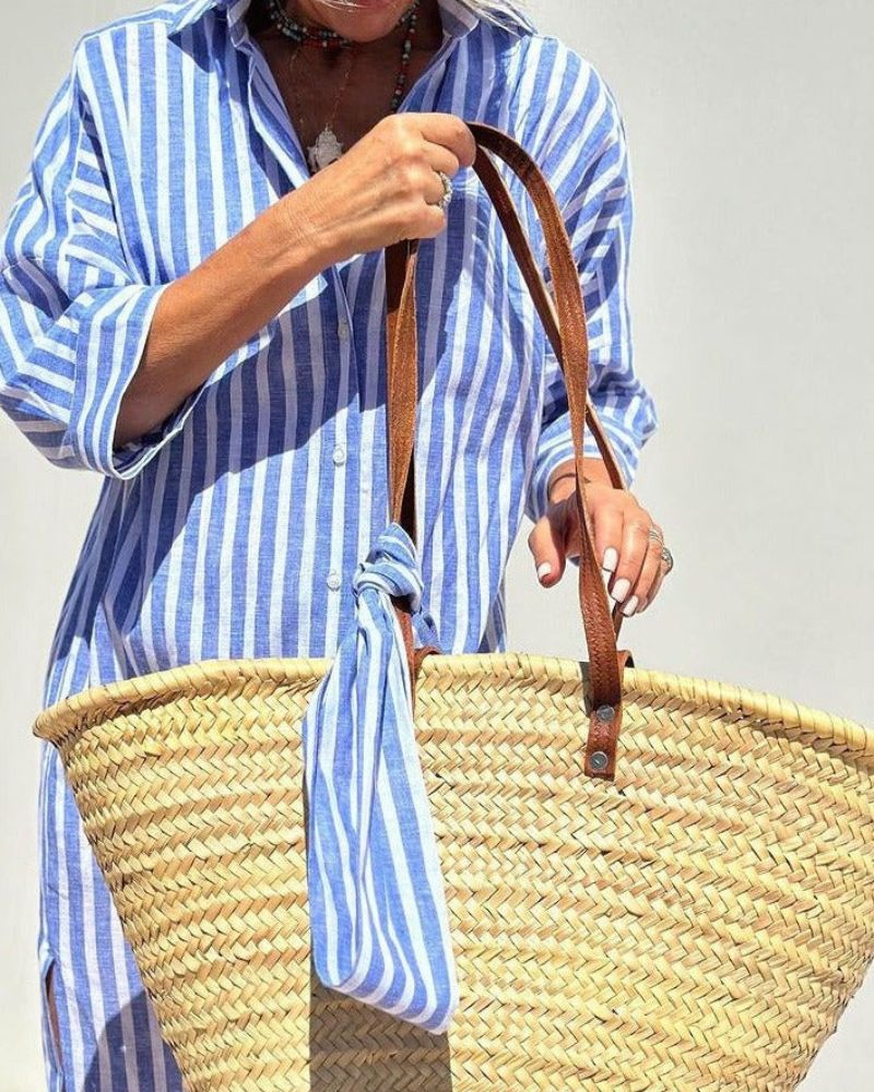 Vestido listrado feminino confortável com renda, estilo clássico e casual para o dia a dia.