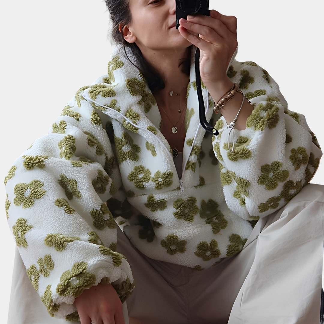 Pulôver feminino sherpa floral aconchegante para inverno. Estilo elegante e casual de moda.
