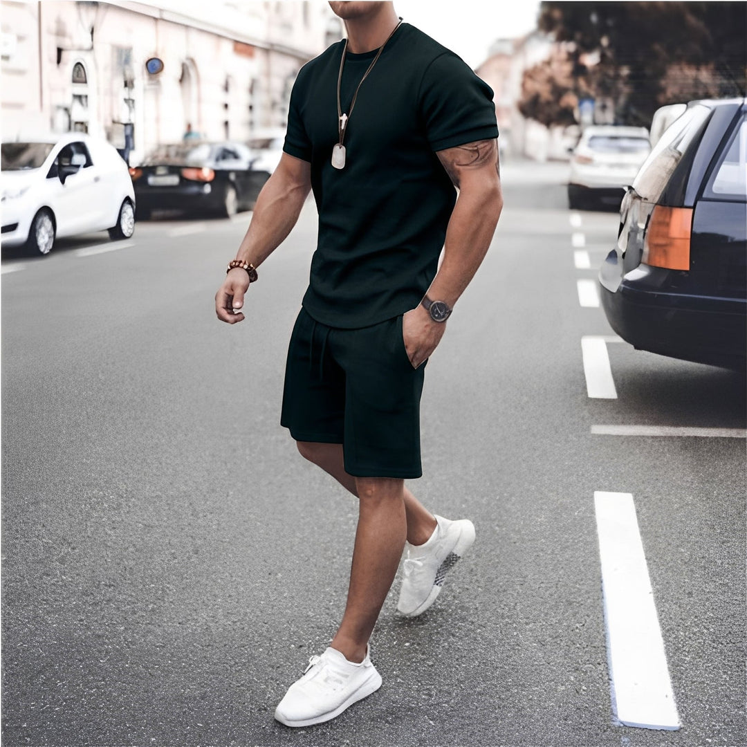 Conjunto casual masculino Stevie, kit de verão. Roupa relaxada e confortável, perfeita para lazer diário.