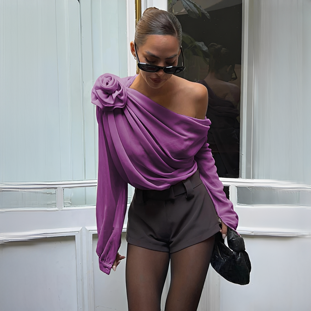 Blusa assimétrica feminina de um ombro, tendência para o verão. Estilo moderno e versátil para todas as ocasiões.