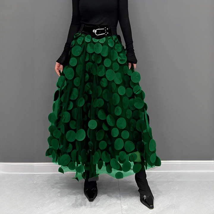 Moda feminina: saia elegante de cintura alta com design atemporal, essencial no guarda-roupa.