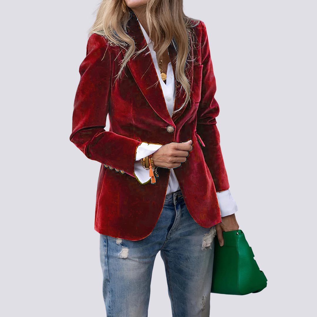 Jaqueta blazer feminino em cor vibrante, adicionando elegância à sua roupa de escritório e moda feminina.