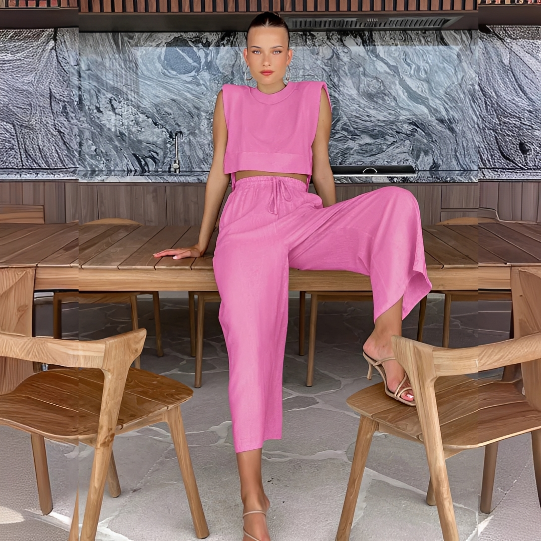 Conjunto feminino de verão casual, com top e calça larga. Roupa confortável para um look fresco e moderno.