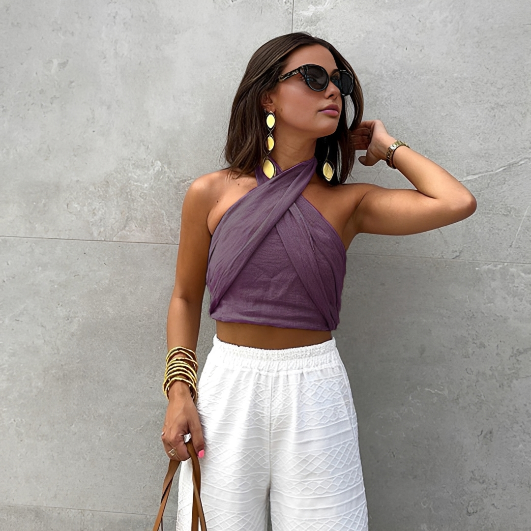 Top feminino cruzado estilo elegante para o verão. Blusa halter versátil e confortável para moda feminina.