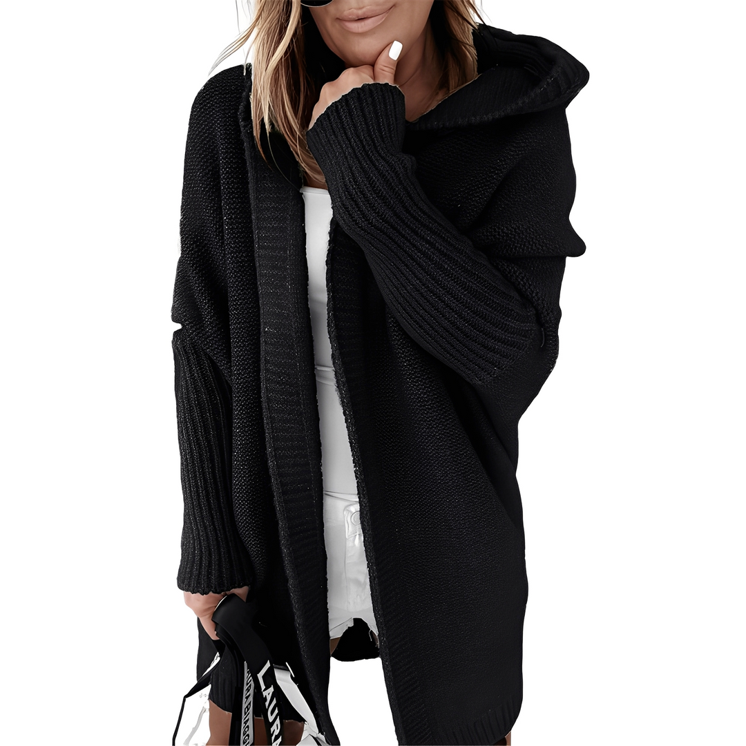 Casaco longo feminino com capuz. Moda versátil e confortável para o dia a dia no frio.