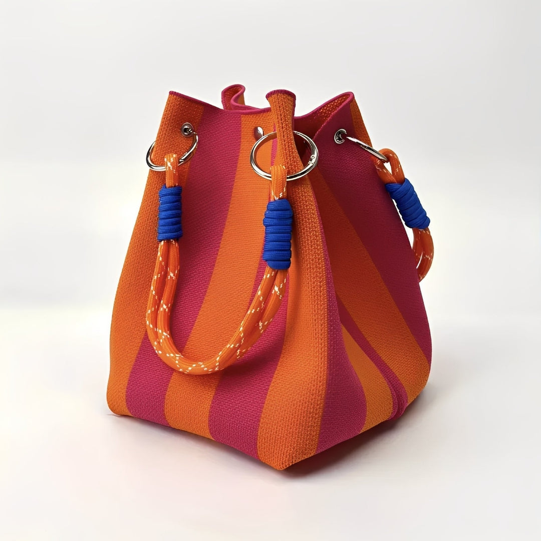 Moderna bolsa de ombro feminina Mollie, ideal para adicionar um toque de estilo ao seu look.