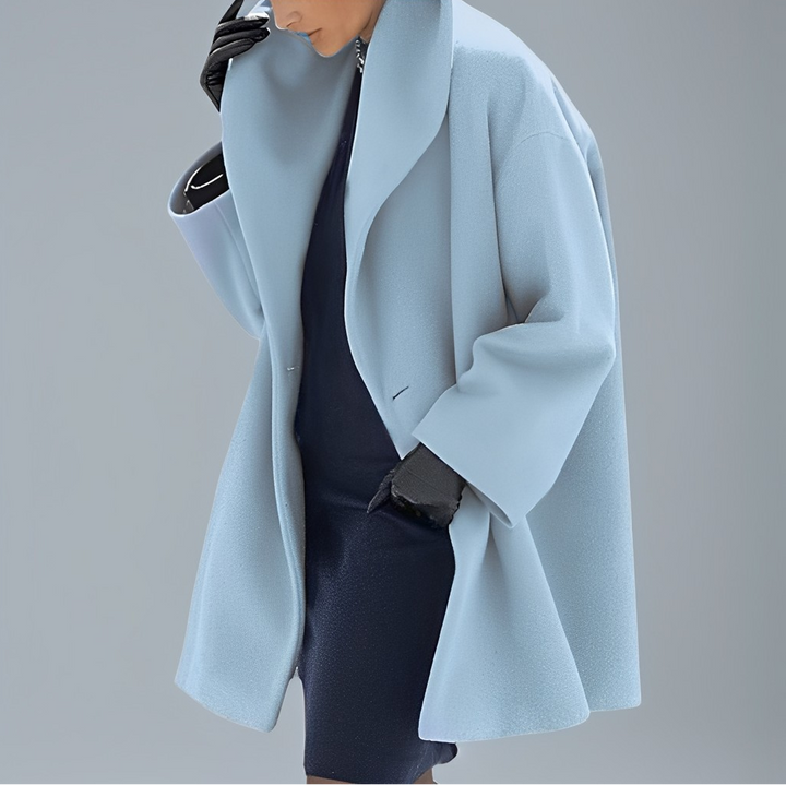 Jaqueta feminina solta e moderna para inverno. Conforto e elegância urbana para looks do dia a dia.