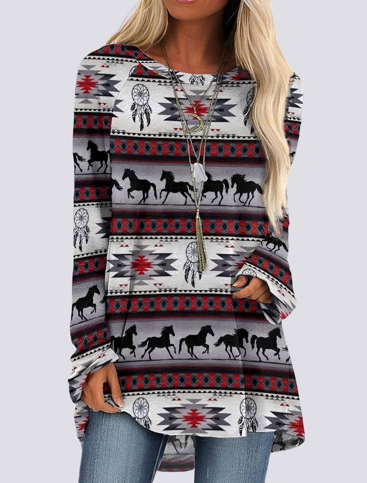 Vestido casual feminino com estampa étnica vibrante, manga curta. Conforto e moda para o verão.