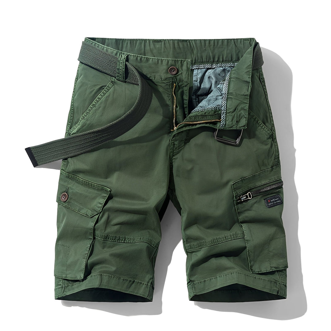 Shorts masculino solto de verão, estilo cargo, garantindo conforto e praticidade para dias quentes.