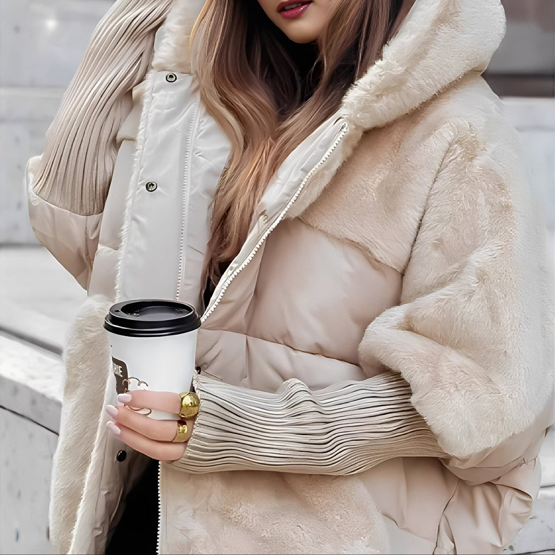 Jaqueta feminina elegante para inverno, ideal para moda e estilo. Oferece conforto e aquecimento em dias frios.
