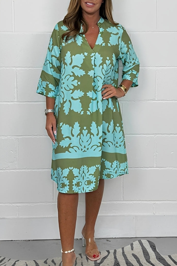 Vestido feminino, tendência primavera verão. Modelo folgado e elegante, com conforto e estilo casual chic.