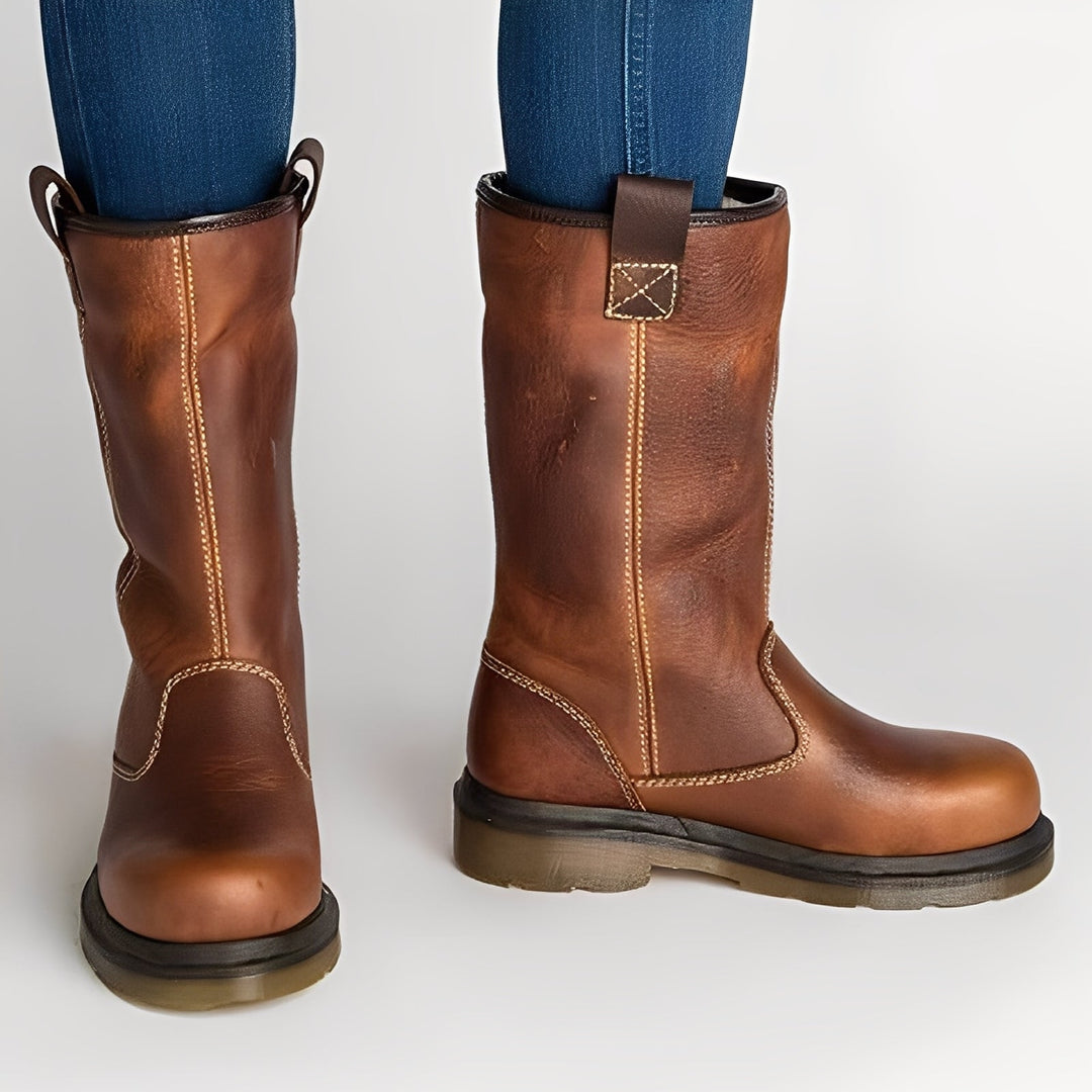 Botas femininas elegantes de inverno, cor marrom, com estilo duradouro e conforto. Perfeitas para a moda inverno.