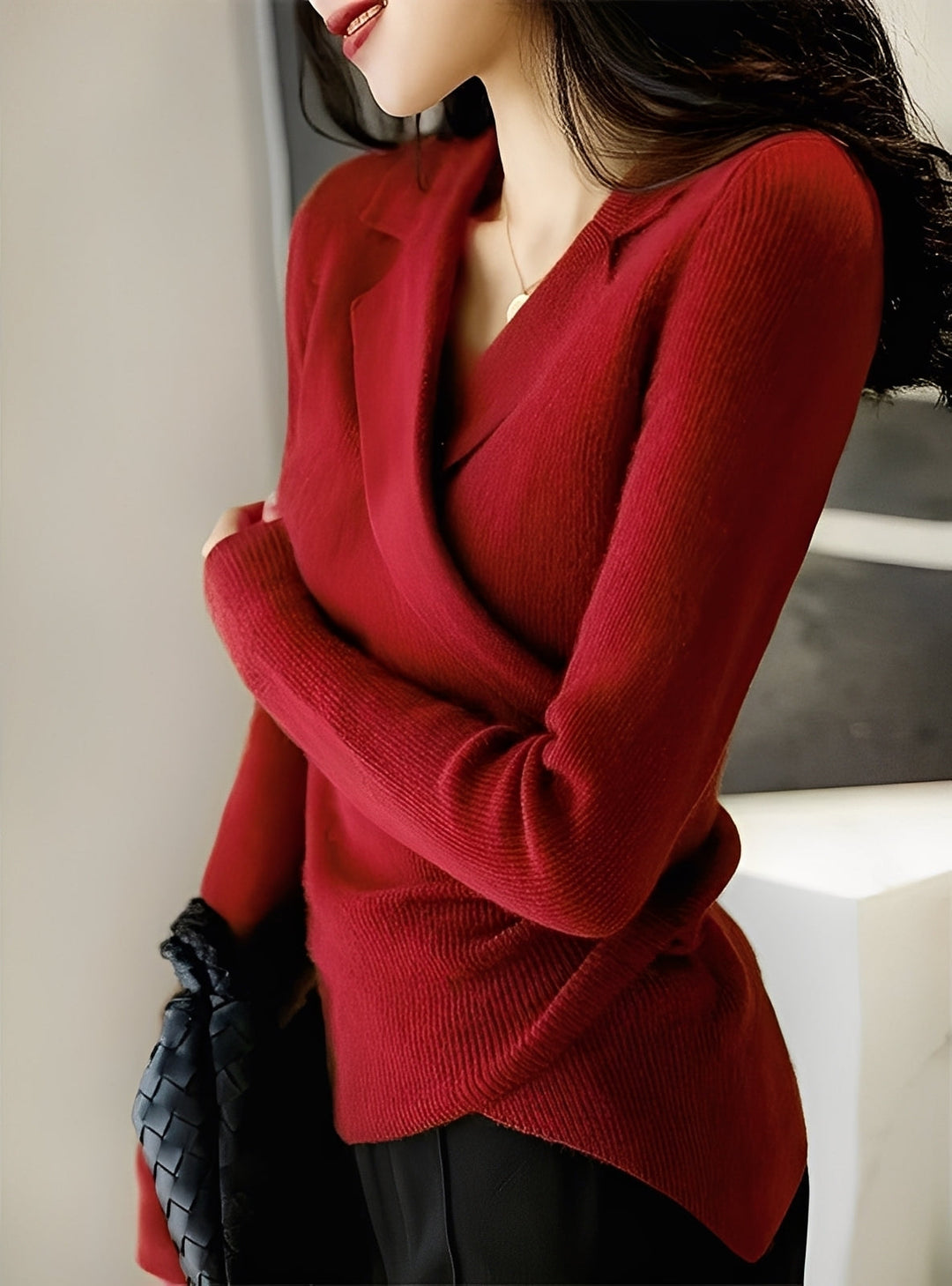 Camisola feminina Kaelee clássica de inverno. Tricô aconchegante com gola redonda, perfeita para o outono/inverno.
