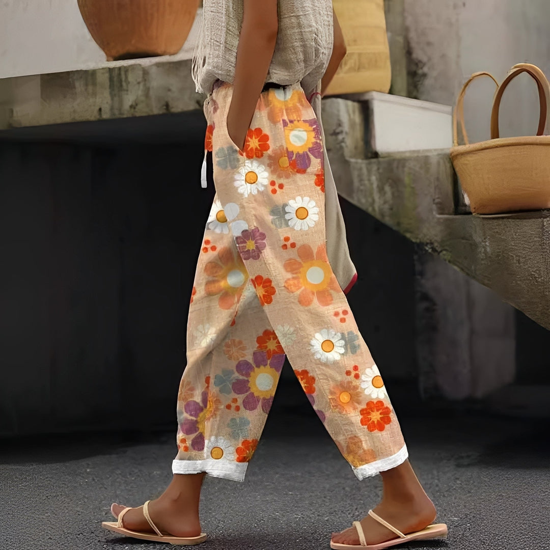 Calça feminina elegante com bolsos, ideal para conforto e estilo moderno no dia a dia ou ambiente de trabalho.