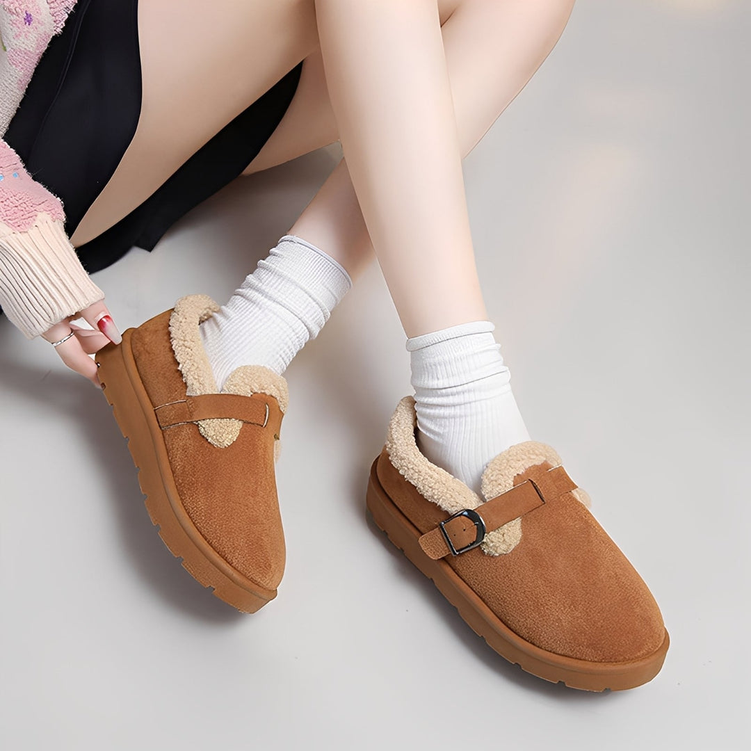 Botas femininas de inverno quentes com sola antiderrapante, ideal para segurança e conforto no frio.