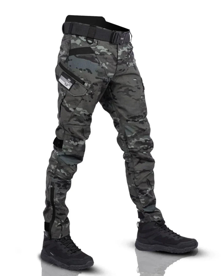 Calças táticas masculinas robustas, estilo militar, confortáveis para trabalho e aventuras.