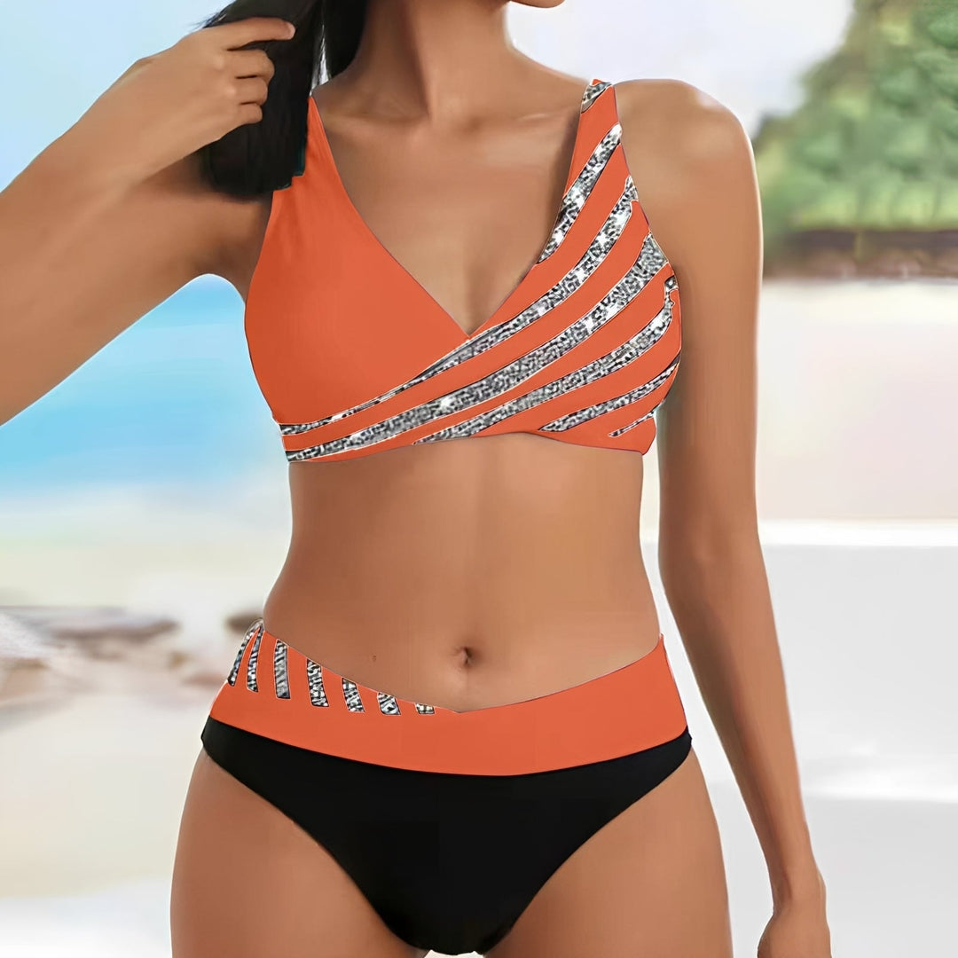Biquíni feminino Meriam elegante e confortável de duas peças para o verão, praia e piscina. Moda praia com estilo.