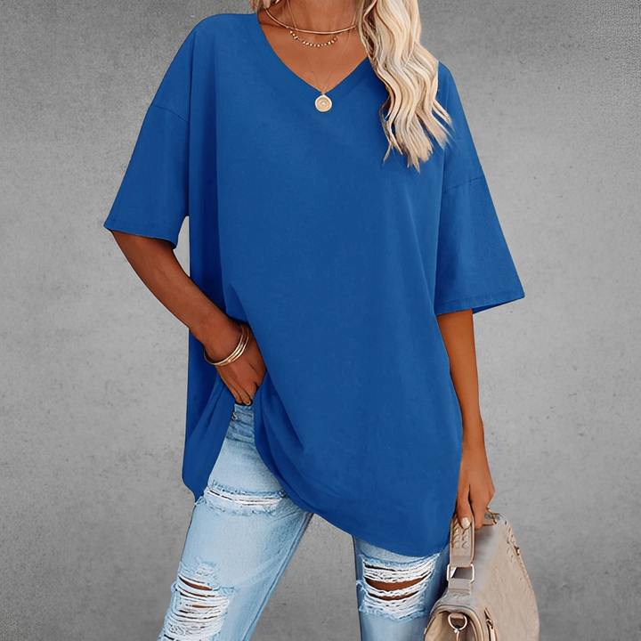 Top feminino sofisticado com decote V. Conforto para o verão. Peça elegante e versátil.