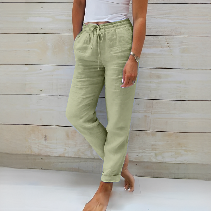 Calças femininas confortáveis de corte relaxado, perfeitas para o dia a dia e um look casual.
