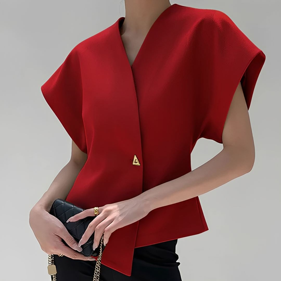 Blusa feminina com decote V-de-moda, super elegante e confortável. Ideal para o estilo smart-casual de verão.