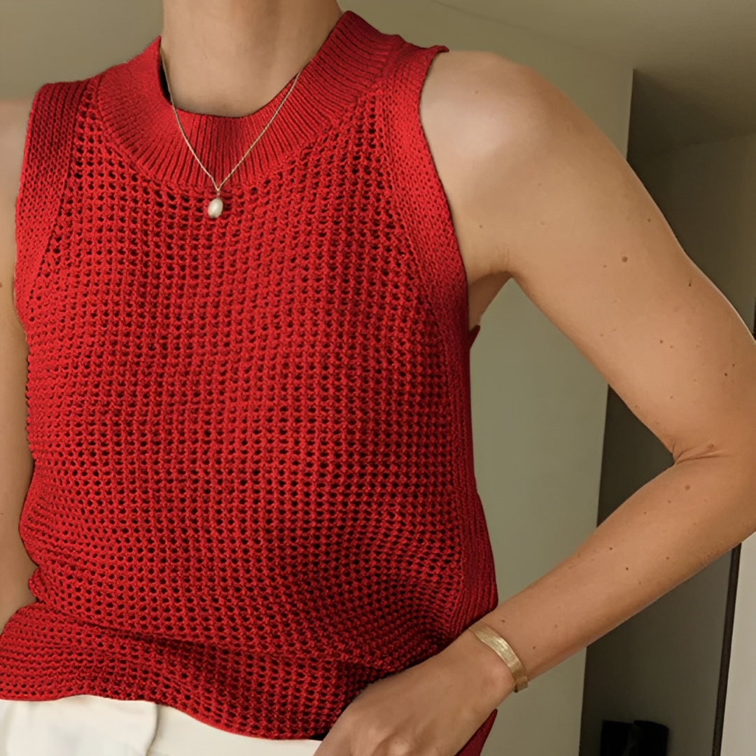 Blusinha de verão sem mangas, estilo elegante e casual, essencial para o guarda-roupa.