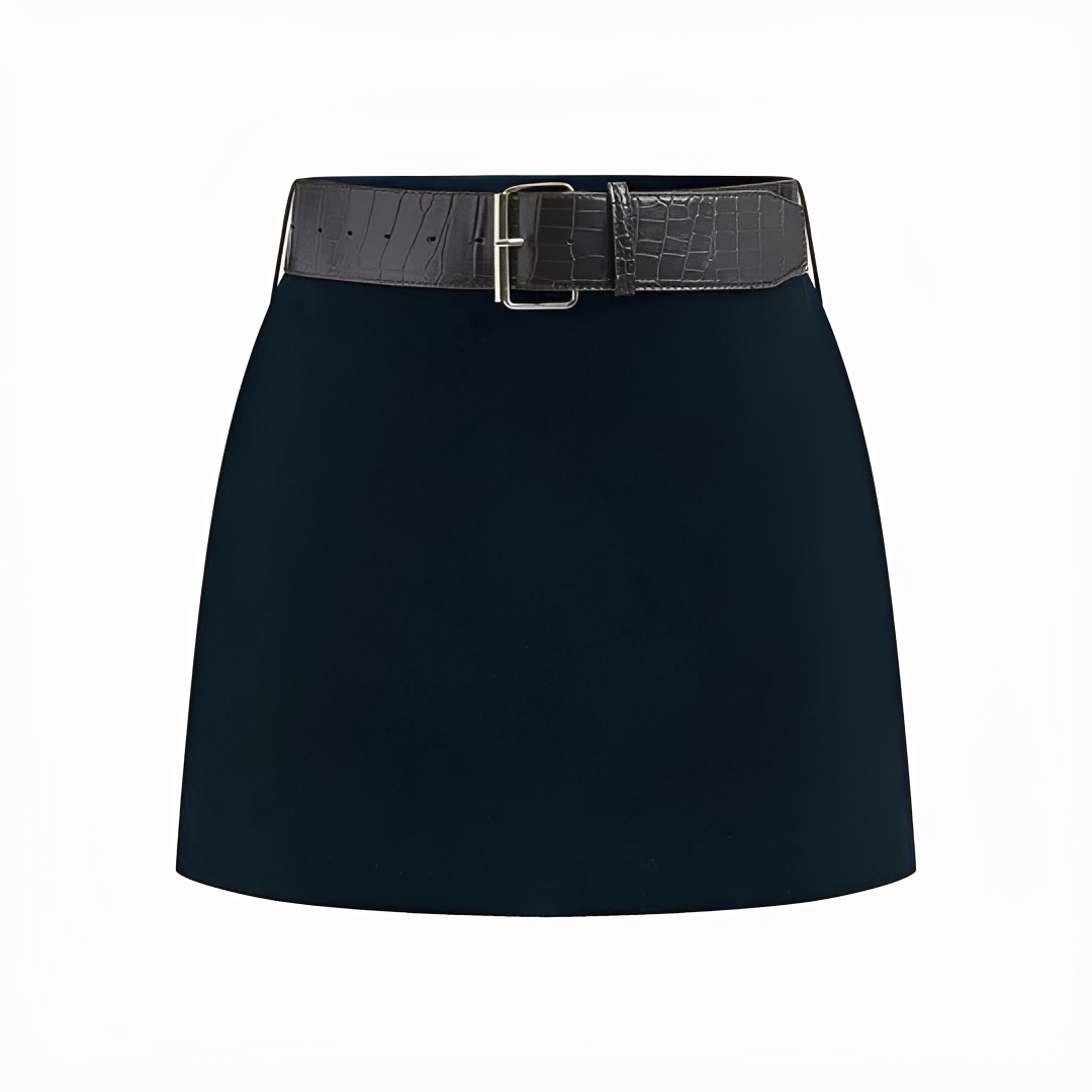 Saia mini feminina com cinto, essencial para um guarda-roupa de verão elegante e versátil.