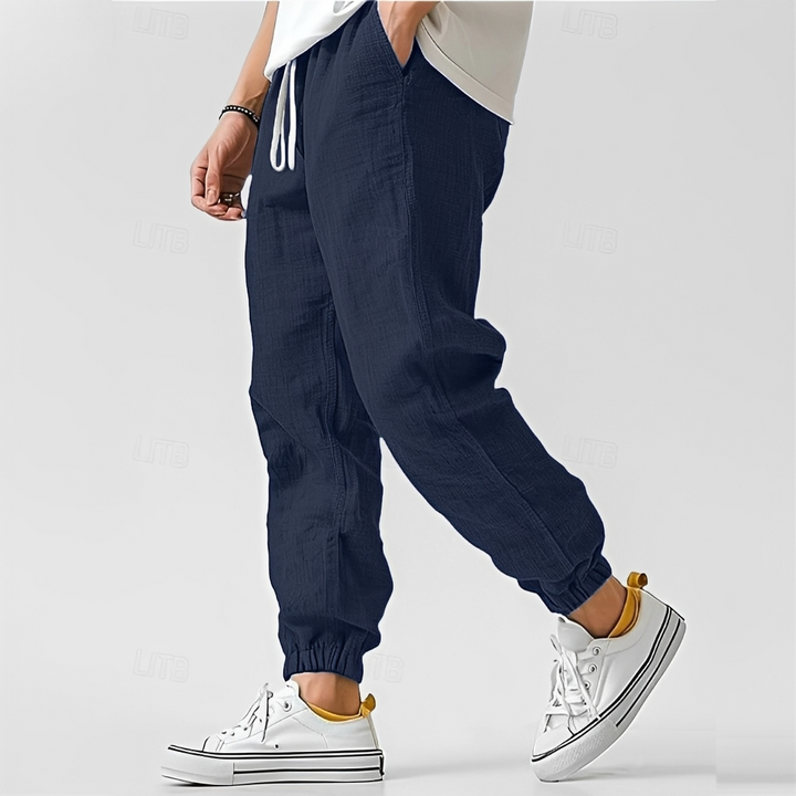 Calças masculinas para o verão, oferecendo conforto e versatilidade para diversas ocasiões e looks.