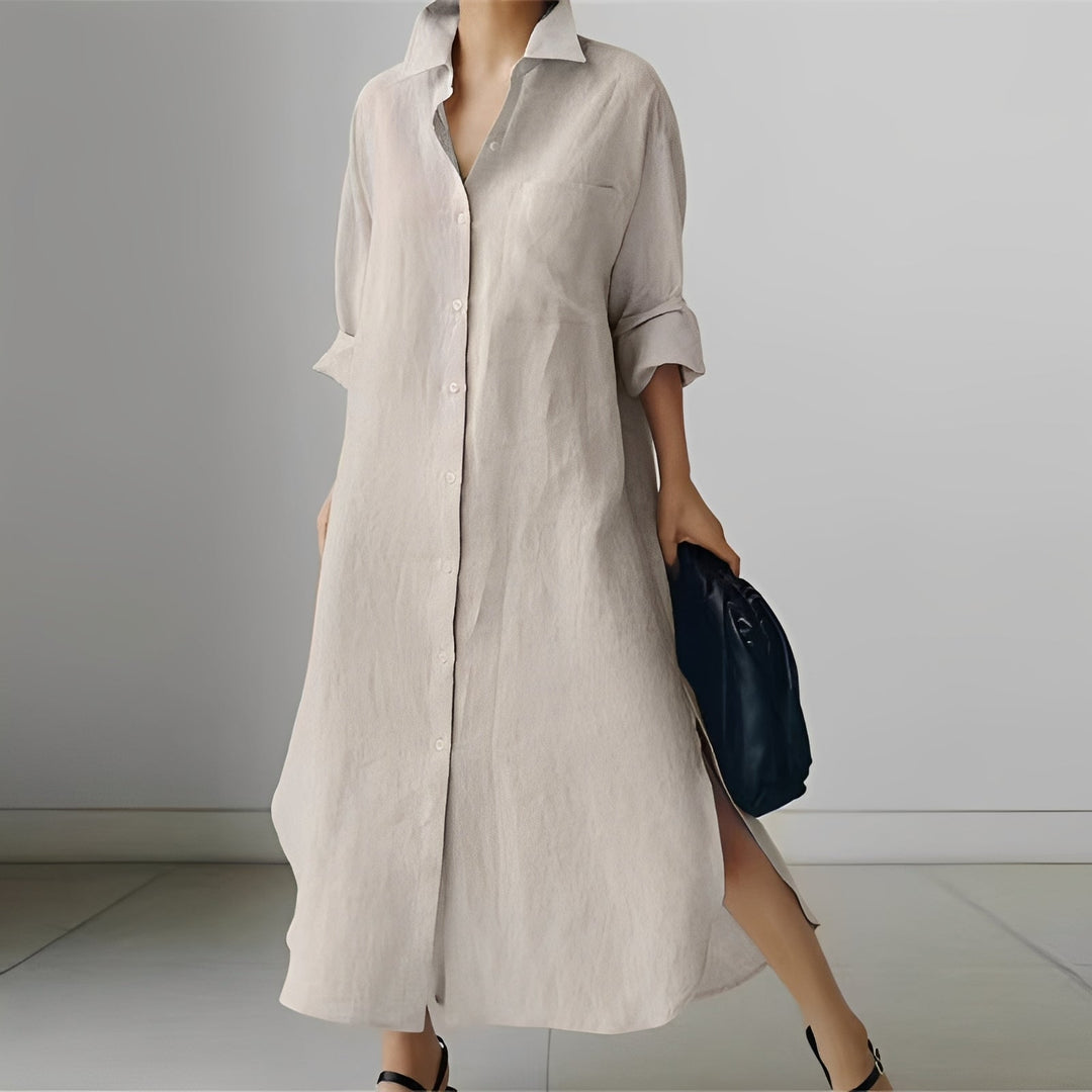 Vestido midi estilo camisa feminino, solto e elegante com fenda. Moda versátil para o dia a dia e verão.