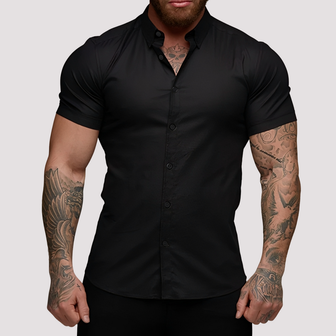 Camisa masculina slim fit manga curta azul. Estilo casual chic moderno, ideal para verão, oferece conforto e elegância.