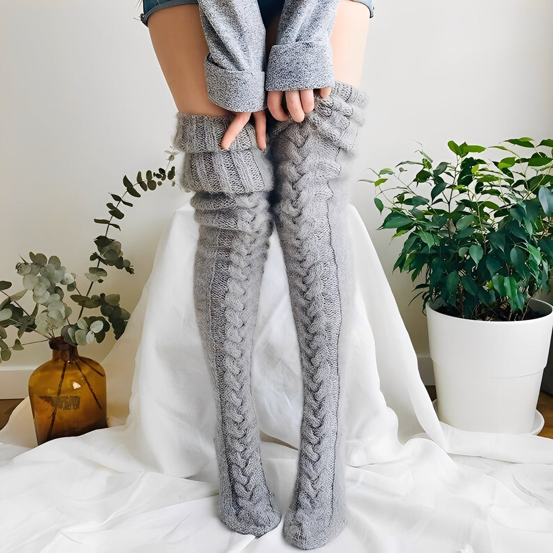 Meias acima do joelho para mulheres, confortáveis e quentes, ideais para o frio do inverno.