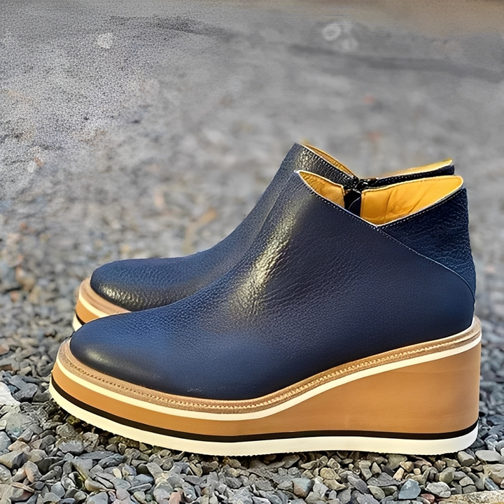 Confortáveis botas femininas de inverno Lyana, com fecho éclair e salto compensado, ideais para o frio.