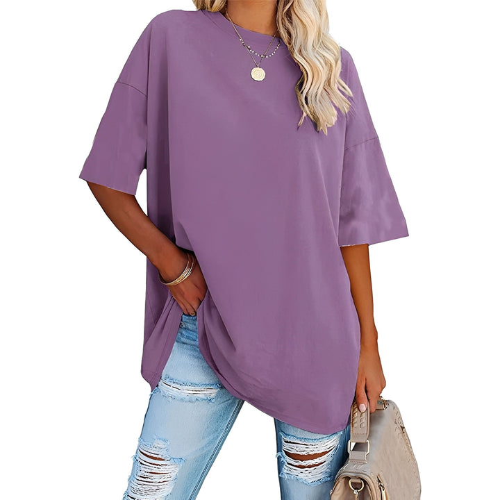 Blusa feminina de ombro caído, modelagem solta. Conforto e estilo para moda casual, perfeita para o dia a dia.