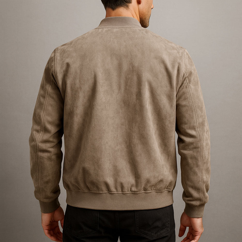 Jaqueta bomber masculina clássica, ideal para look urbano casual e elegante.