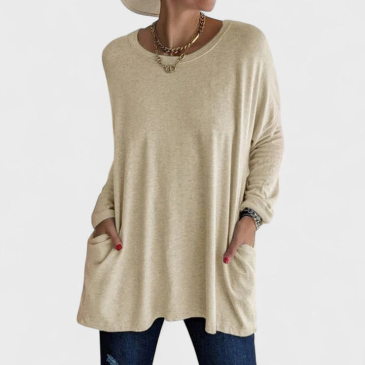 Blusa feminina Moira de manga longa, estilo casual e versátil, perfeita para o dia a dia.