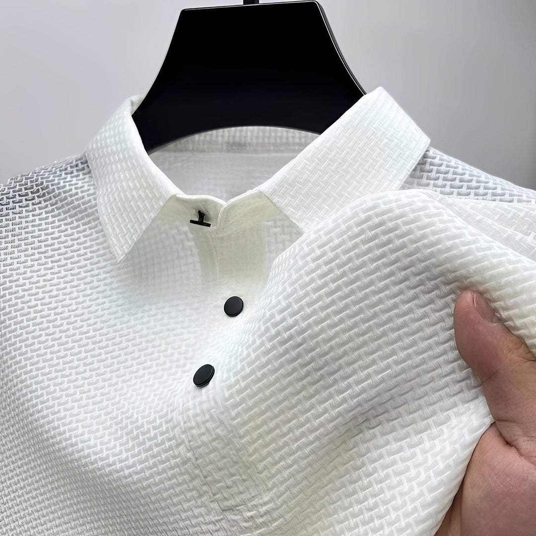 Camisa polo masculina elegante de manga curta, perfeita para o verão e estilo casual moderno.