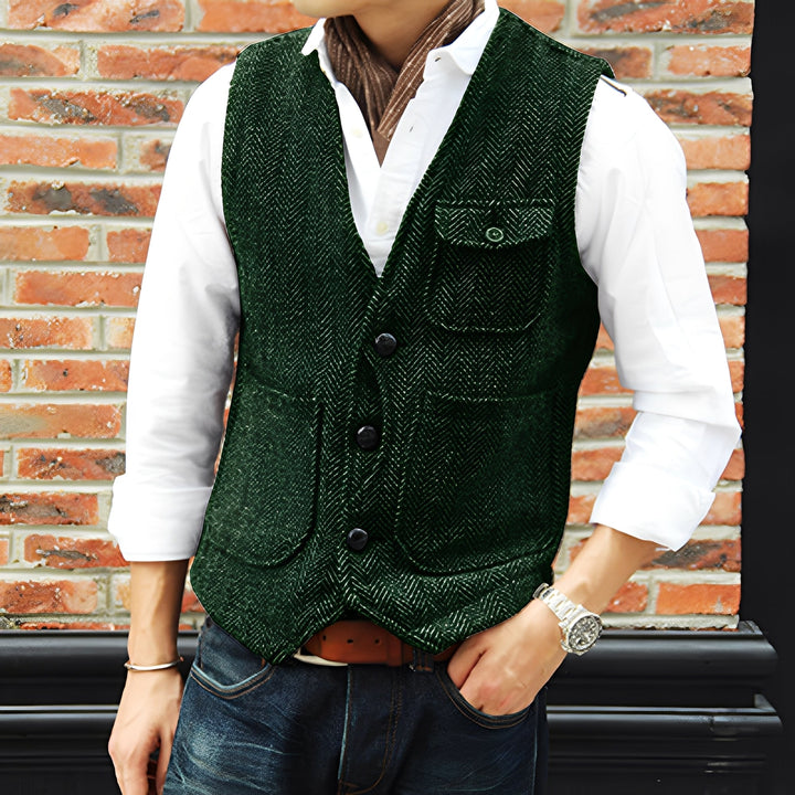 Colete de tweed cinza para homem, versátil para looks casuais e formais, com detalhes de bolsos.