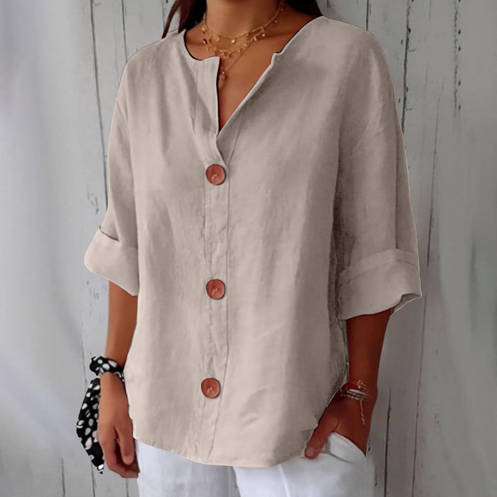 Blusa feminina leve e elegante para verão/primavera. Conforto e estilo para o dia a dia da mulher.