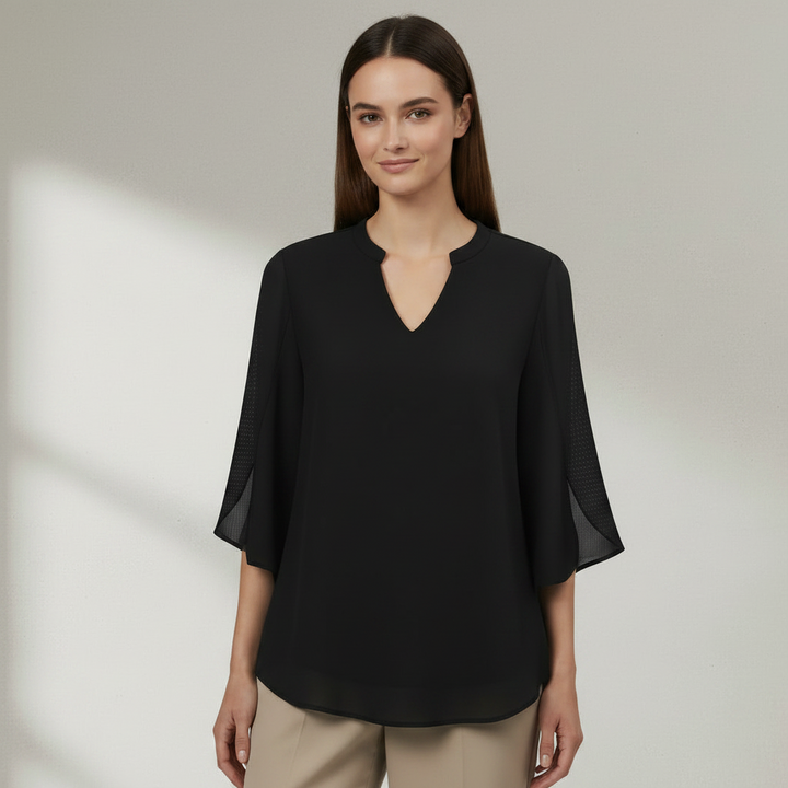 Blusa feminina Brianna fluida, manga aberta, perfeita para verão e estilo casual elegante.