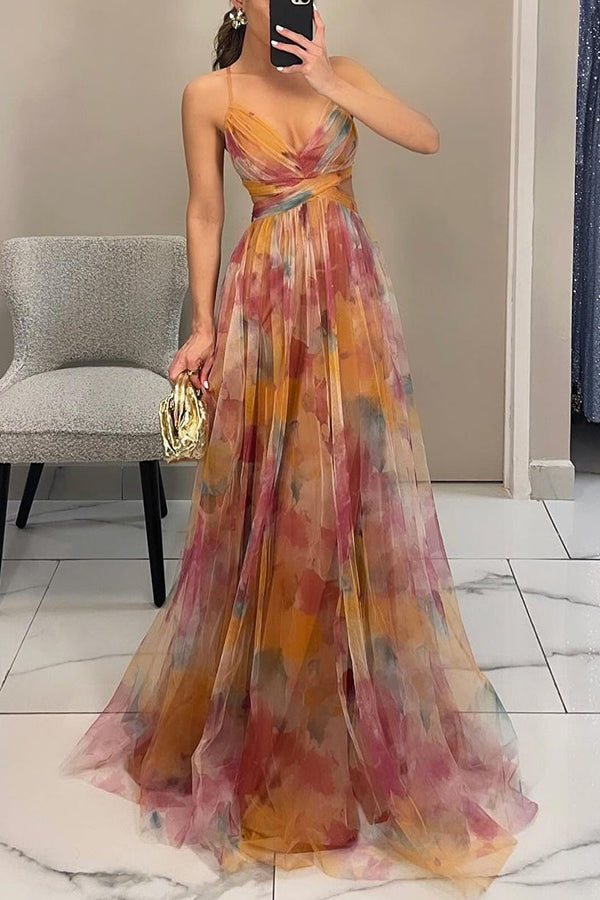 Vestido longo feminino com estampa floral verdelaranja, perfeito para moda verão e festas.