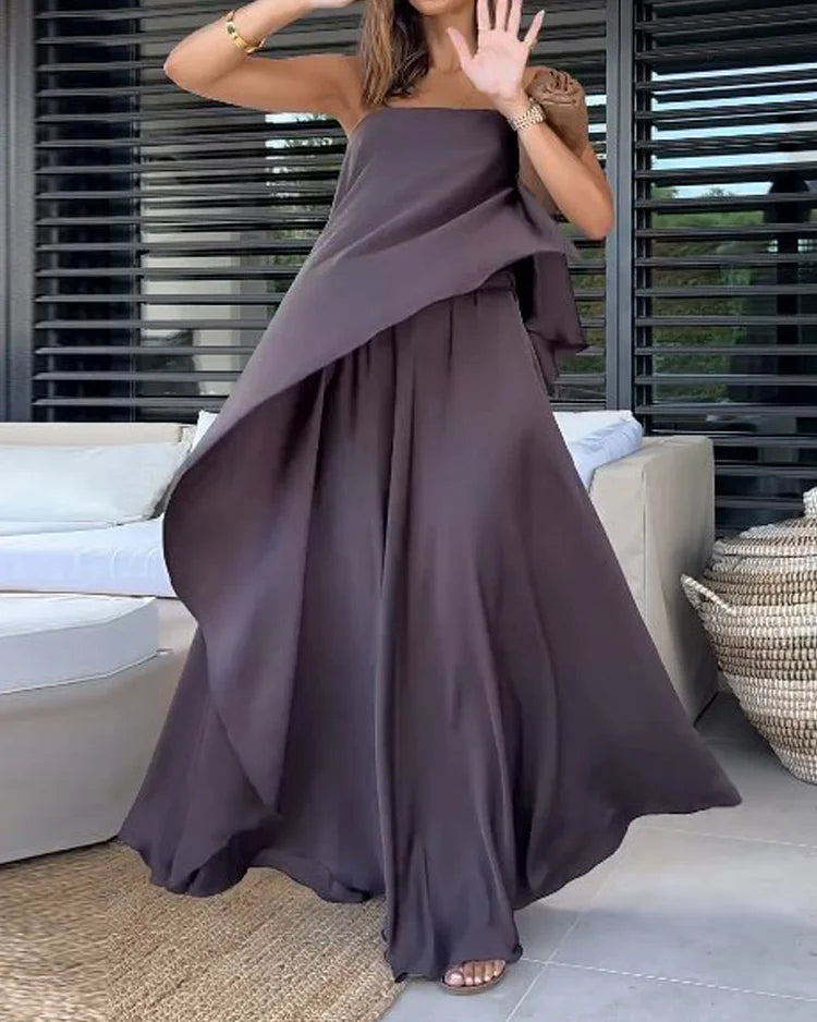 Conjunto feminino marrom tendência, saia e top, ideal para um estilo elegante e moderno em eventos sociais.