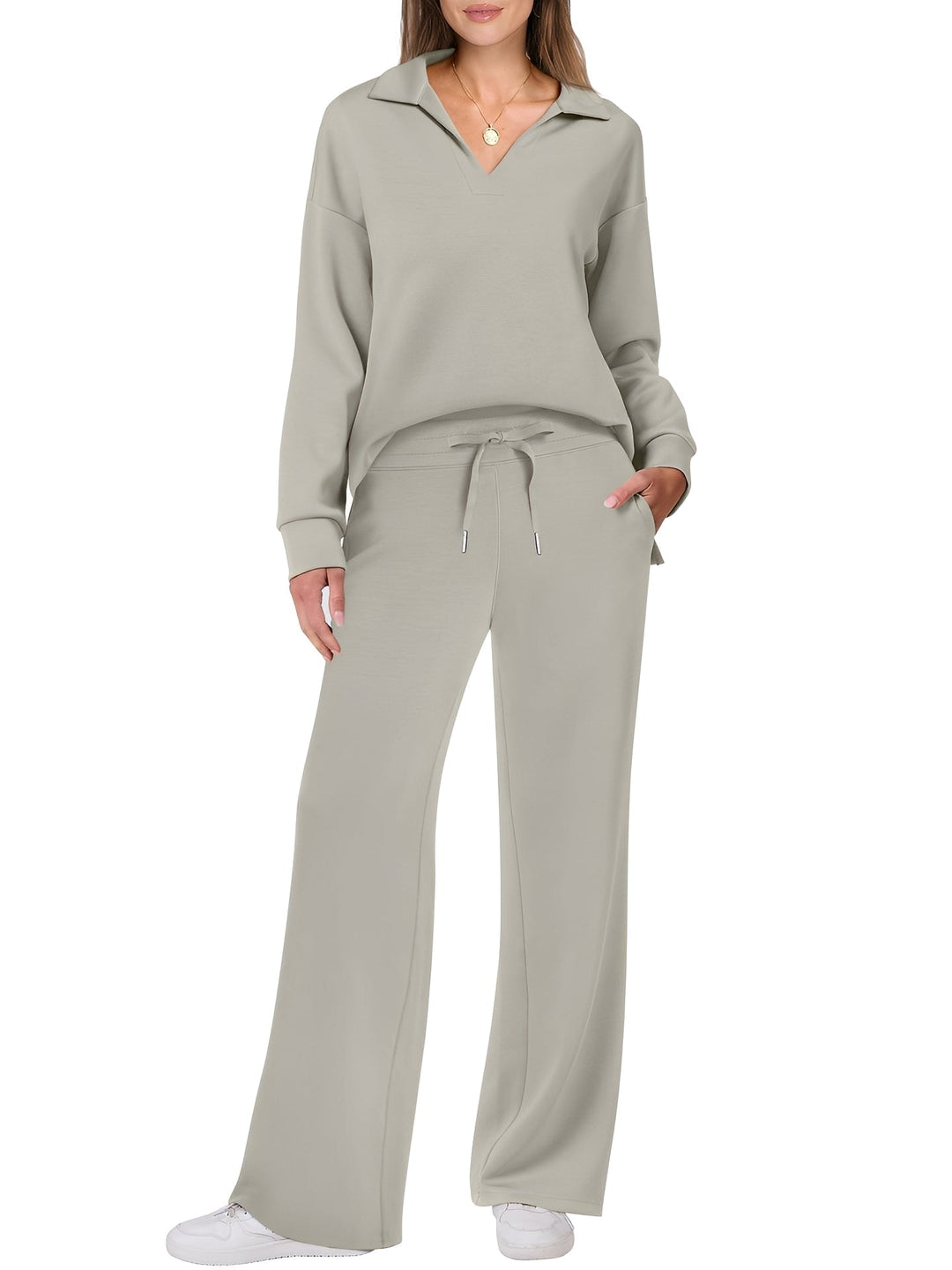 Roupa feminina de inverno: conjunto de suéter de tricô e calças para um look casual e confortável com moda.
