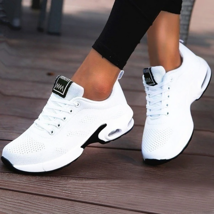 Tênis feminino Leve Conforto Lina para caminhada e corrida, ideal para exercícios diários.