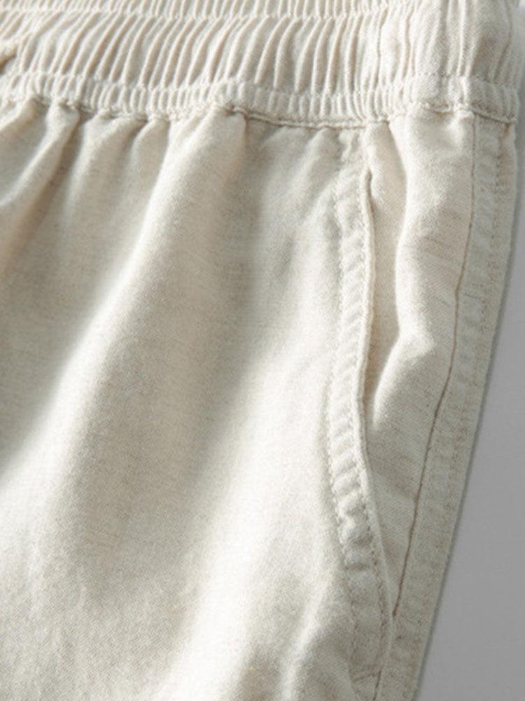 Roupa masculina casual de verão: camisa manga curta e calça fluida. Máximo conforto para o dia a dia.