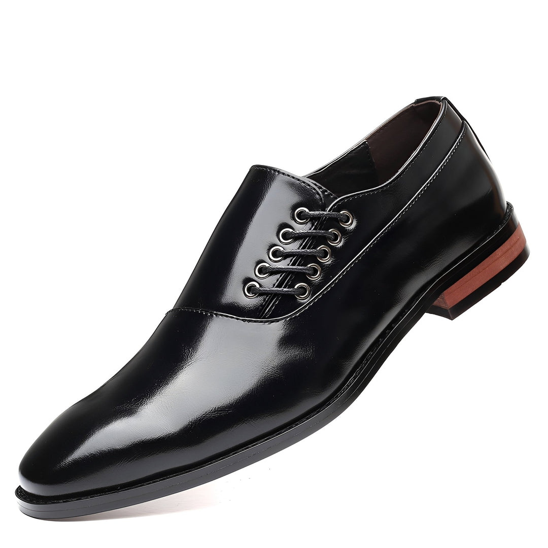 Sapatos sociais masculinos clássicos, versáteis para negócios, elegância e conforto para moda casual chic.