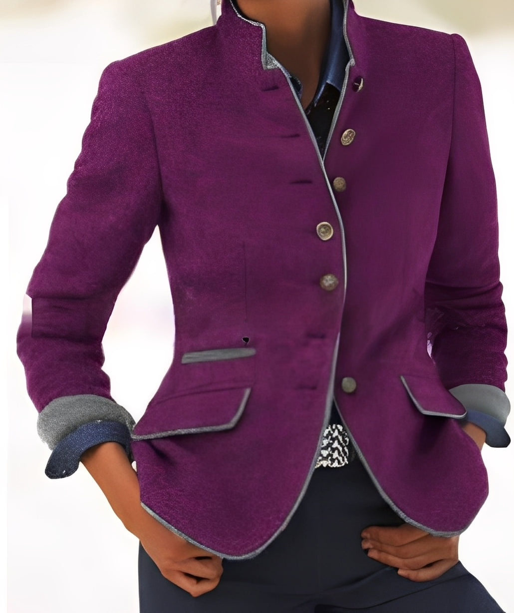 Agasalho feminino Kaelyn, jaqueta casual moderna com bolsos, ideal para conforto e estilo no inverno.