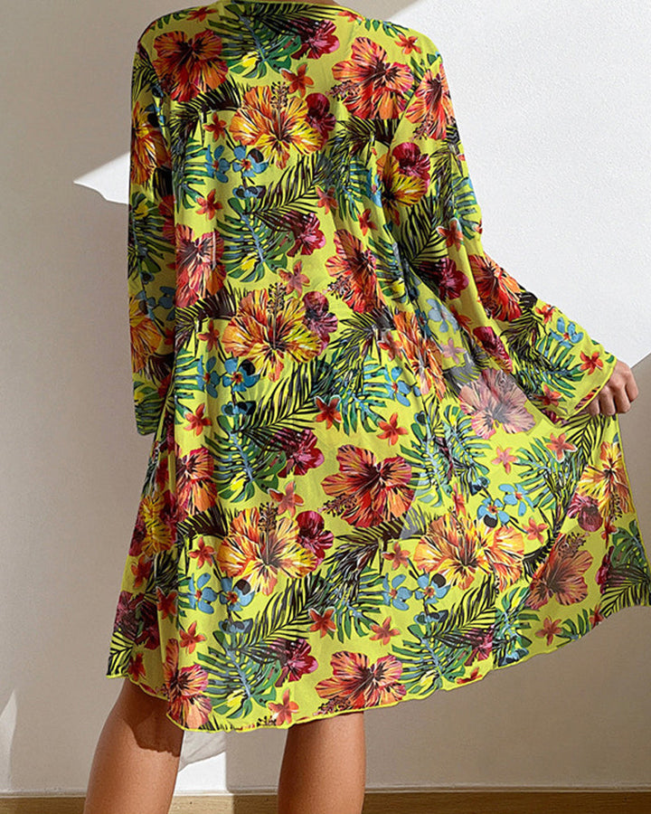 Biquíni floral feminino 3 peças, perfeito para o verão. Roupa de banho com saia praia, tendência e conforto.