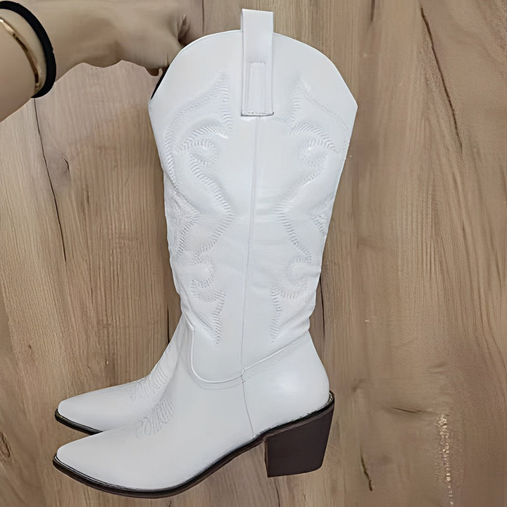 Botas Sherry cowboy femininas. Estilo ocidental chique, calçado elegante e versátil, tendência perfeita para moda inverno.