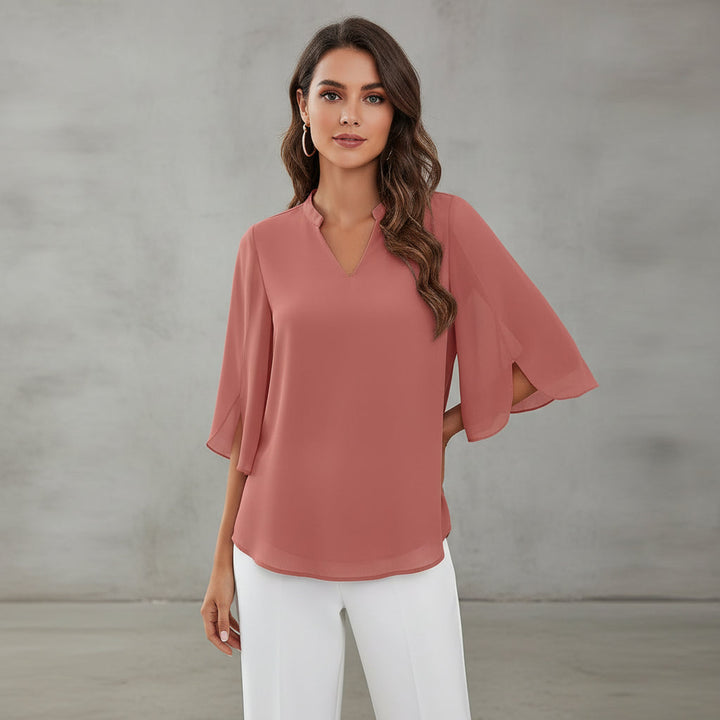 Blusa feminina versátil Brianna, manga aberta, perfeita para looks casuais e chiques de verão.